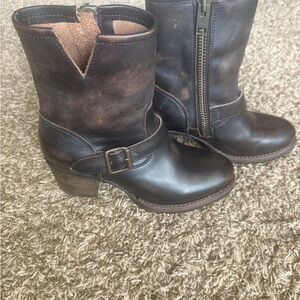 Free Bird Carlitos like new